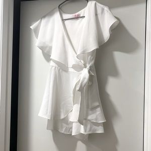 Brand - Pink Lily Boutique. Size - Small.